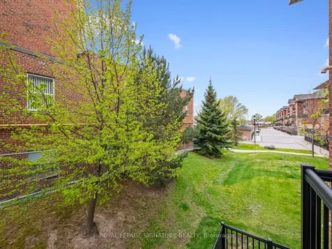 45 Strangford Lane Toronto ON M1L 0E5