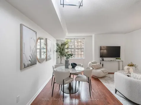 45 Strangford Lane Toronto ON M1L 0E5