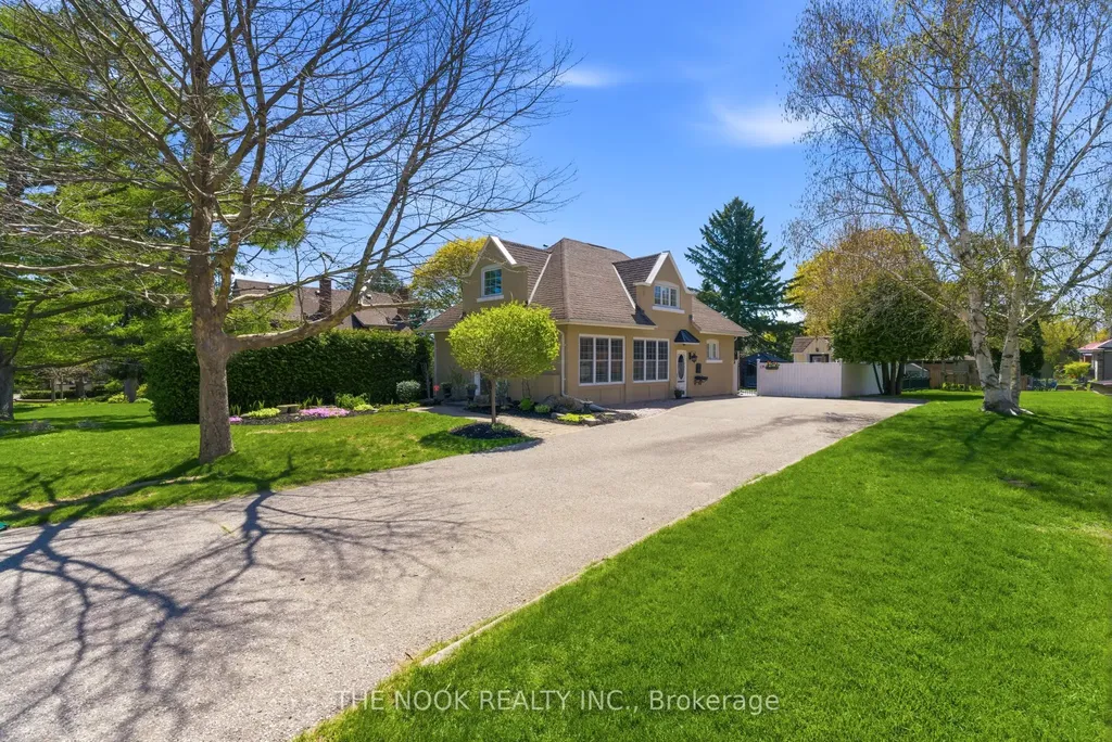 17 Lovers Lane Clarington ON L1C 1X2
