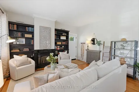 17 Lovers Lane Clarington ON L1C 1X2