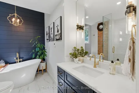 17 Lovers Lane Clarington ON L1C 1X2