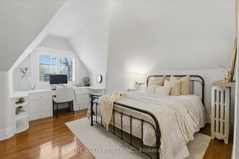 17 Lovers Lane Clarington ON L1C 1X2