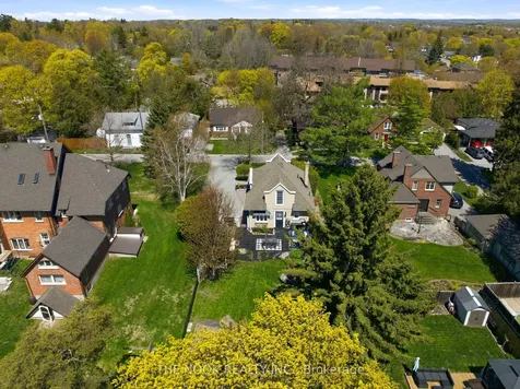 17 Lovers Lane Clarington ON L1C 1X2