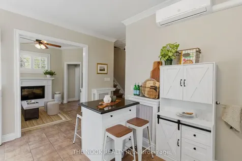 17 Lovers Lane Clarington ON L1C 1X2