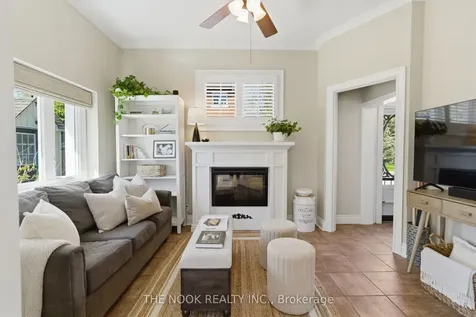 17 Lovers Lane Clarington ON L1C 1X2