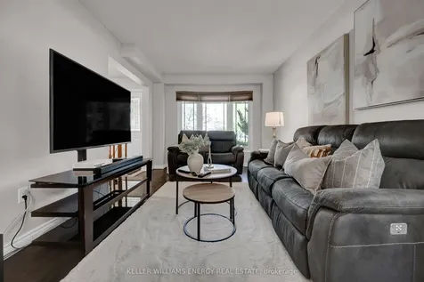 6 Mcauliffe Street Clarington ON L1B 1K4