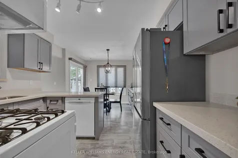 6 Mcauliffe Street Clarington ON L1B 1K4