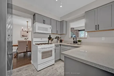 6 Mcauliffe Street Clarington ON L1B 1K4