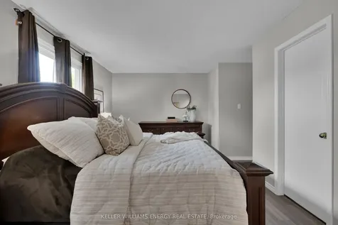 6 Mcauliffe Street Clarington ON L1B 1K4