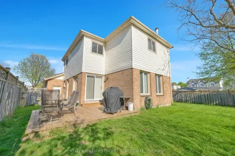 6 Mcauliffe Street Clarington ON L1B 1K4