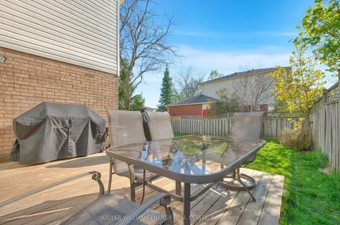 6 Mcauliffe Street Clarington ON L1B 1K4