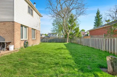 6 Mcauliffe Street Clarington ON L1B 1K4