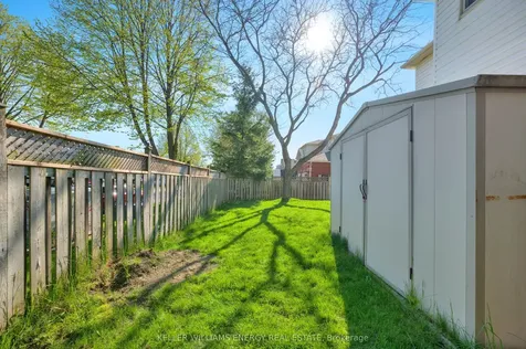 6 Mcauliffe Street Clarington ON L1B 1K4