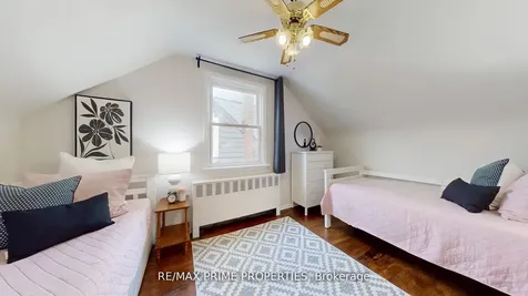 17 Tardree Place Toronto ON M1R 3X2