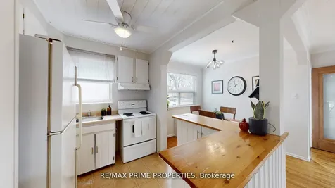 17 Tardree Place Toronto ON M1R 3X2