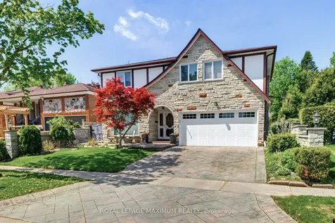 124 Nortonville Drive Toronto ON M1G 2T8
