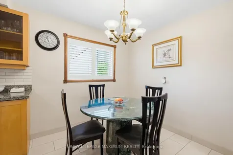 124 Nortonville Drive Toronto ON M1G 2T8