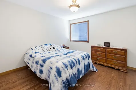 124 Nortonville Drive Toronto ON M1G 2T8