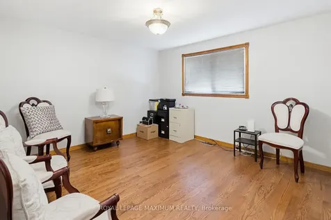 124 Nortonville Drive Toronto ON M1G 2T8