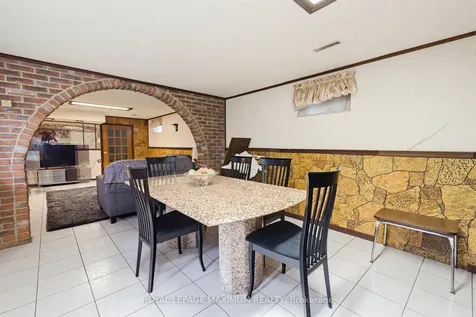 124 Nortonville Drive Toronto ON M1G 2T8