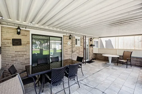 124 Nortonville Drive Toronto ON M1G 2T8
