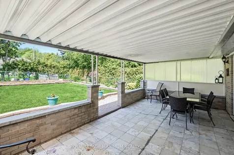 124 Nortonville Drive Toronto ON M1G 2T8