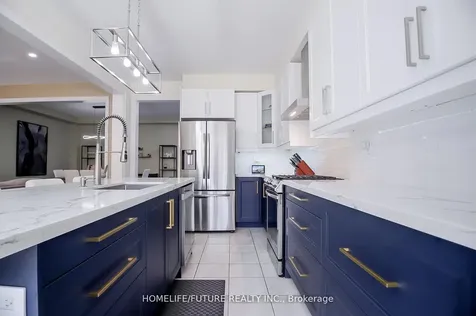 27 Ogston Crescent Whitby ON L1P 0H3