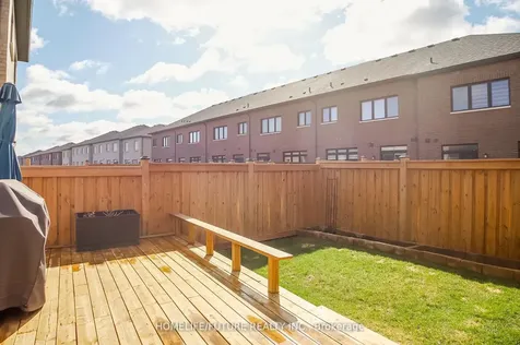 27 Ogston Crescent Whitby ON L1P 0H3