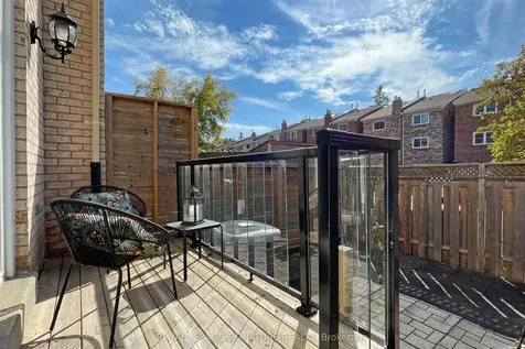 36 Lount Street Toronto ON M4J 5A1