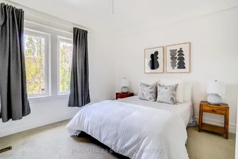 23 Empire Avenue Toronto ON M4M 2L3