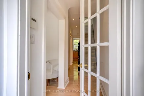 23 Empire Avenue Toronto ON M4M 2L3