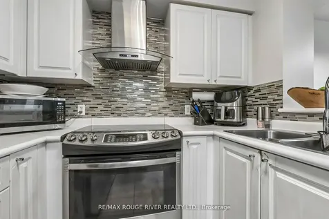 11 Lee Centre Drive Toronto ON M1H 3J5