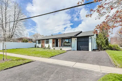 158 Cass Avenue Toronto ON M1T 2B7