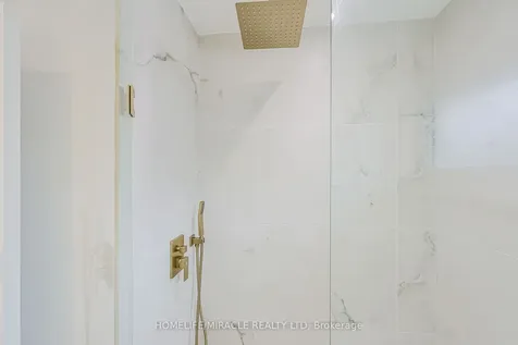 158 Cass Avenue Toronto ON M1T 2B7