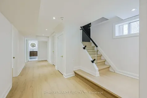 158 Cass Avenue Toronto ON M1T 2B7