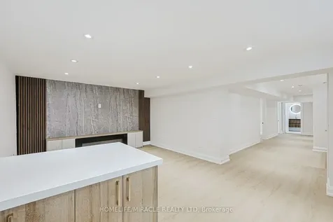 158 Cass Avenue Toronto ON M1T 2B7