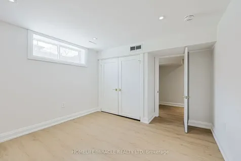 158 Cass Avenue Toronto ON M1T 2B7