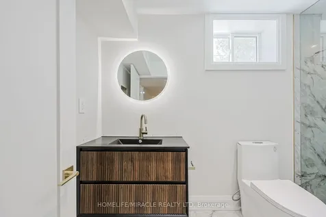 158 Cass Avenue Toronto ON M1T 2B7