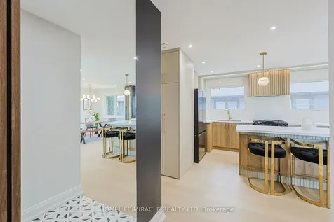 158 Cass Avenue Toronto ON M1T 2B7