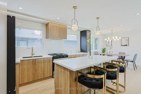 158 Cass Avenue Toronto ON M1T 2B7