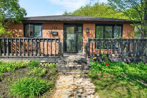 729 Downview Crescent Oshawa ON L1H 7W4