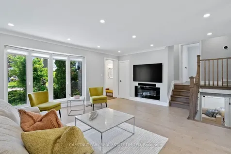 106 Fitzgibbon Avenue Toronto ON M1K 4A3