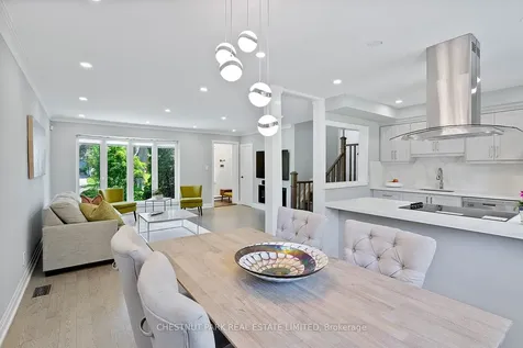 106 Fitzgibbon Avenue Toronto ON M1K 4A3