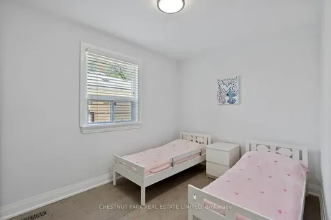 106 Fitzgibbon Avenue Toronto ON M1K 4A3