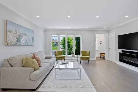 106 Fitzgibbon Avenue Toronto ON M1K 4A3
