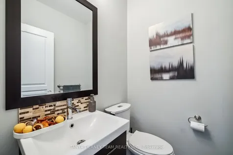165 Rivers Edge Place Whitby ON L1R 0G4