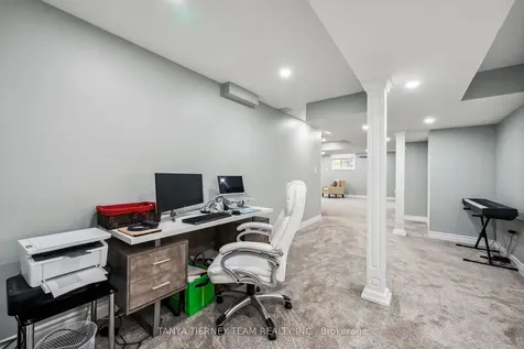 165 Rivers Edge Place Whitby ON L1R 0G4