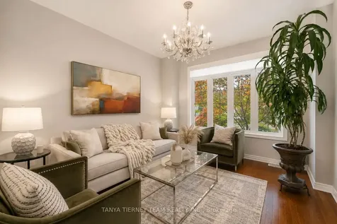 165 Rivers Edge Place Whitby ON L1R 0G4