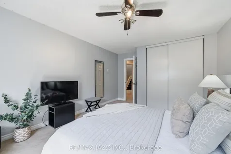 50 Hartsfield Drive Clarington ON L1E 1L8