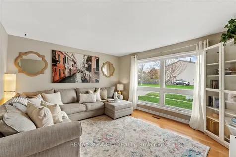 112 Londonderry Street Oshawa ON L1J 6Z3